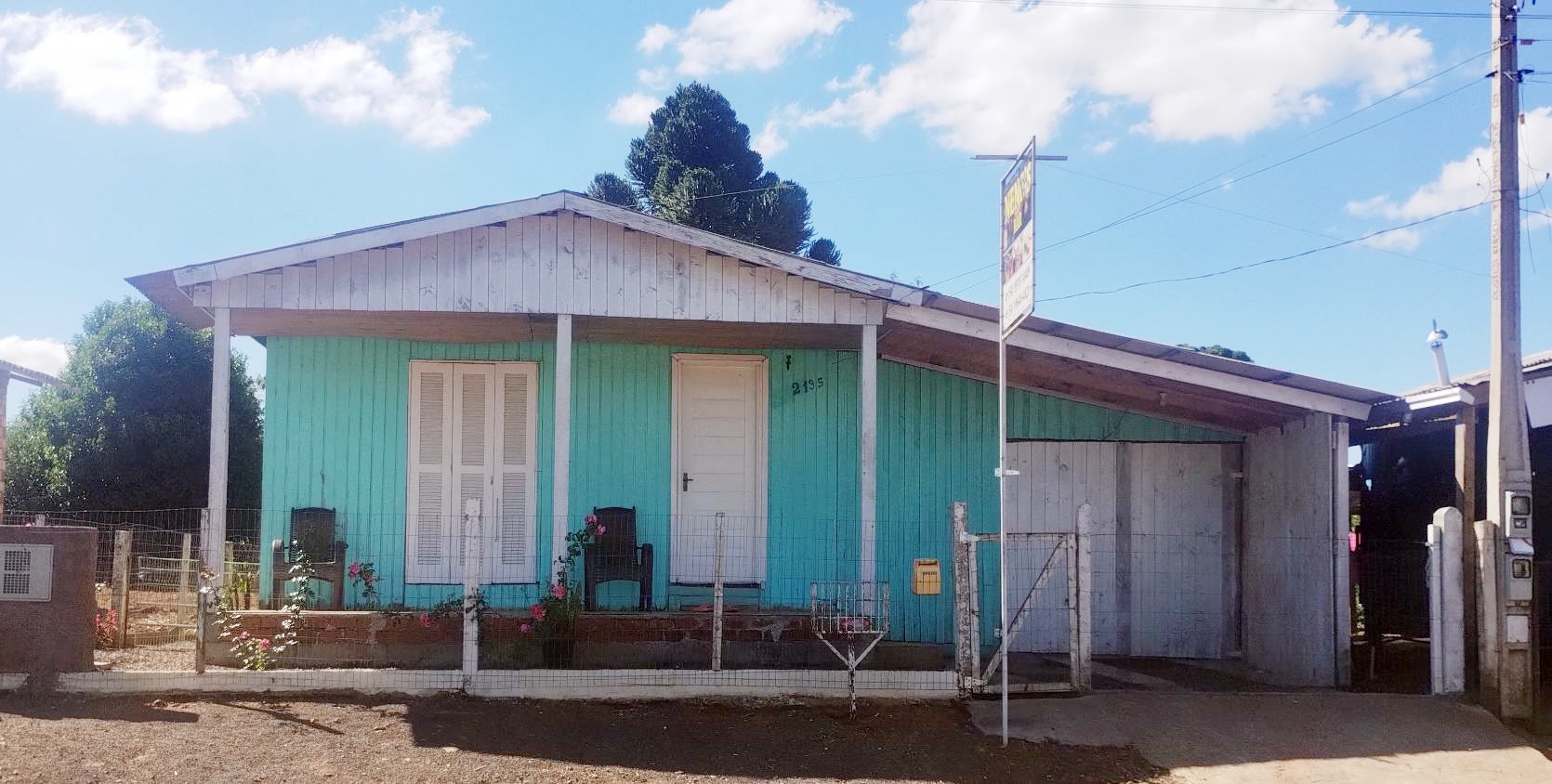 TERRENO COM CASA RUA SERGIPE, 2195